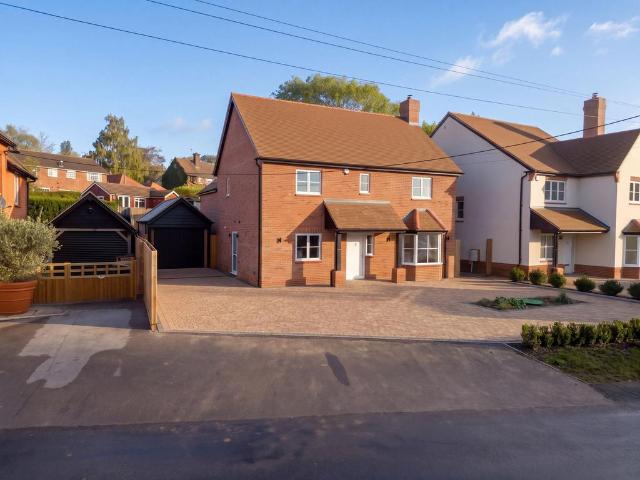 House for sale in Quainton