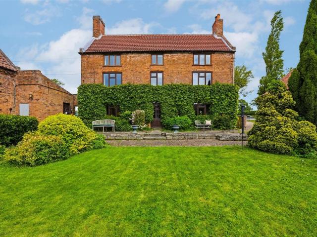 House for sale in Alverton, East Midlands