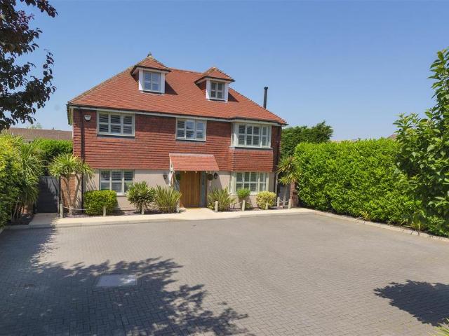 House for sale in Midway, Kent