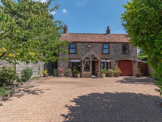 House for sale in Comers, Norfolk