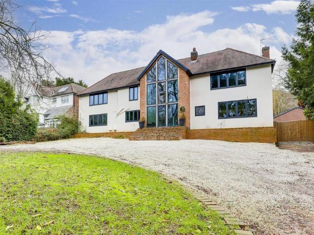 House for sale in Gedling, East Midlands