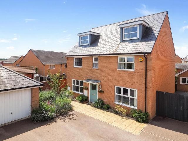 House for sale in Walworth Business Park, Barton Stacey