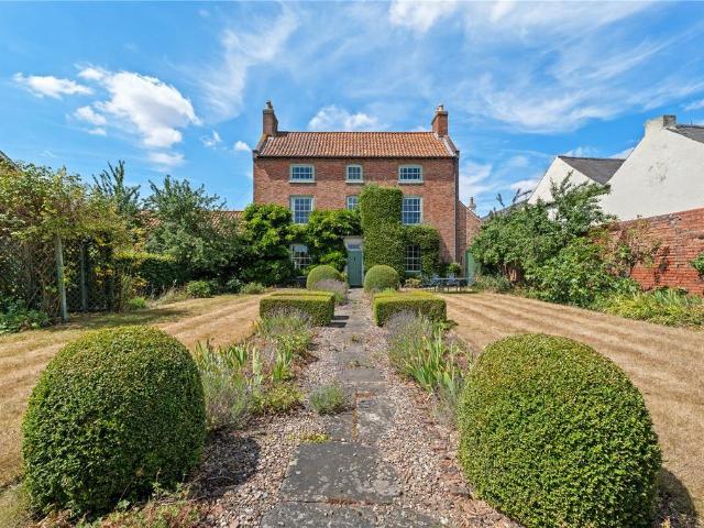 House for sale in Alverton, East Midlands