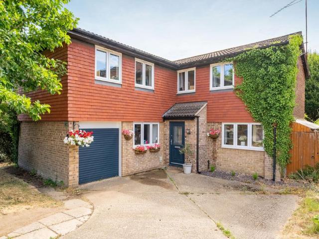 House for sale in Sunninghill and Ascot, Sunninghill