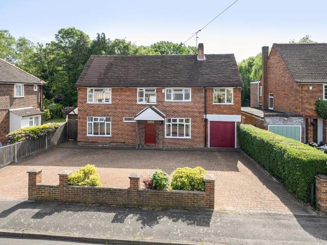 House for sale in Farnborough, Hampshire