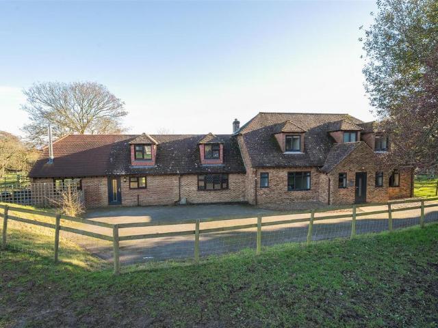 House for sale in Guston, Ash