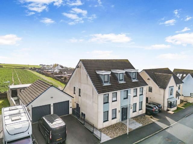 House for sale in Ogmore-by-sea, Wales