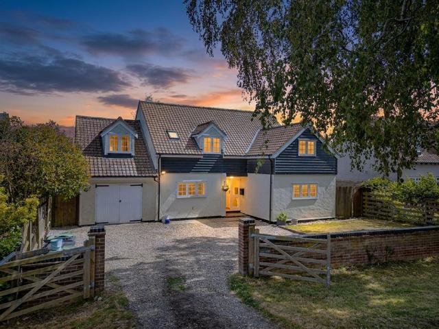 House for sale in Debden Green, Duton Hill
