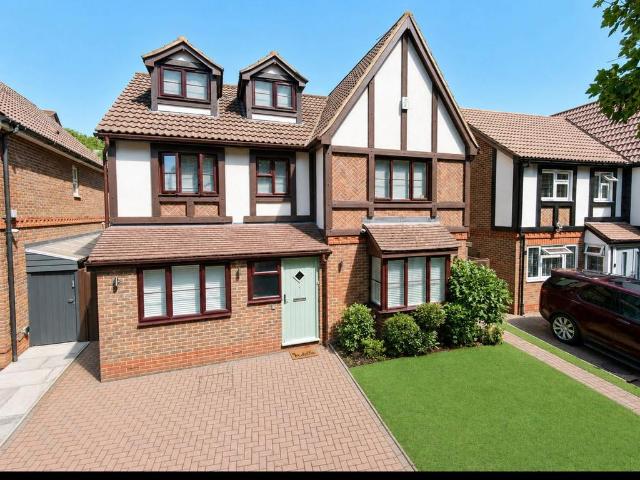House for sale in Midway, Kent