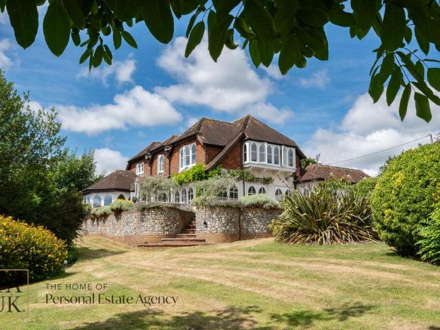 House for sale in Houghton, Clapham