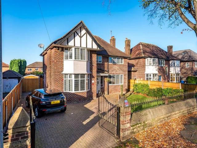 House for sale in Ashton upon Mersey, Trafford Park