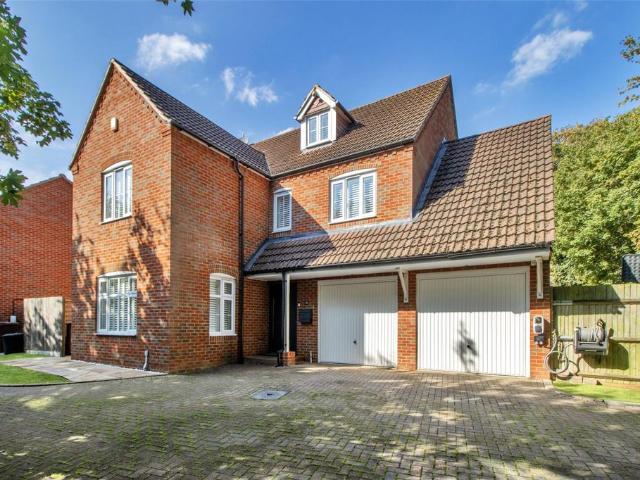 House for sale in Lower Upnor, Frindsbury