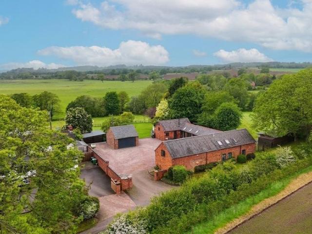 House for sale in Baswich, Staffordshire