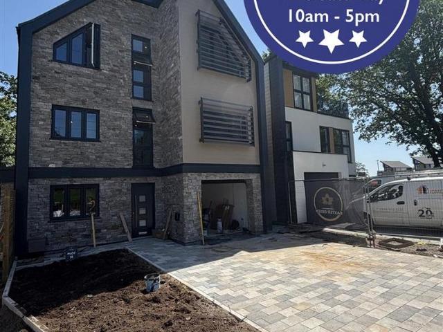 House for sale in Attenborough, East Midlands