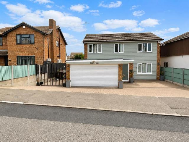 House for sale in Merryman's Hill, Swale