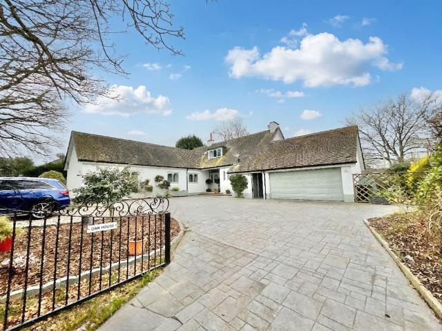 House for sale in Stapeley and District, Willaston