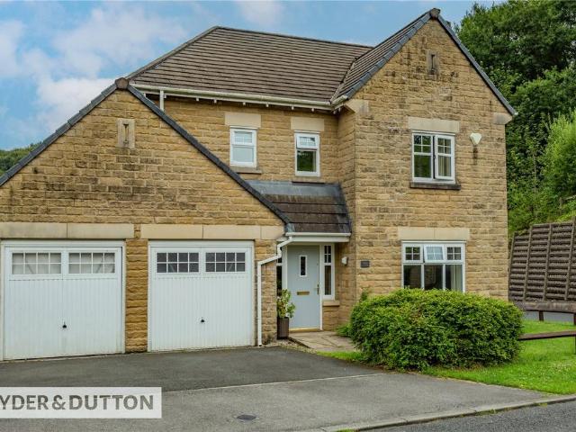 House for sale in Walsden, West Yorkshire