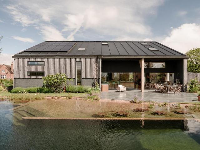 House for sale in Gun Hill, Warwickshire