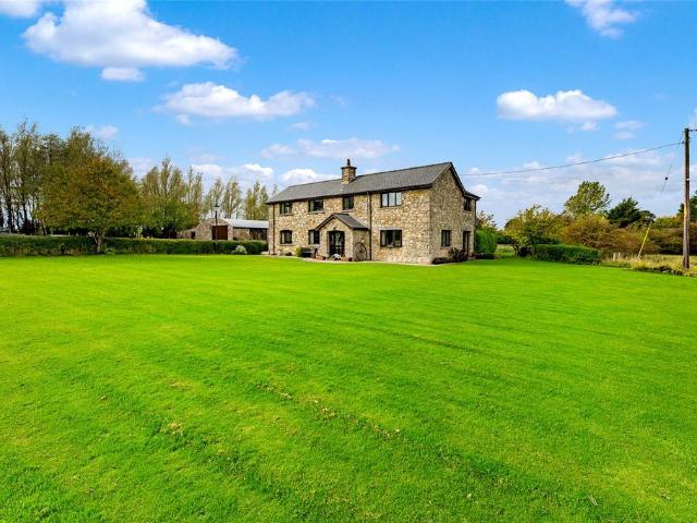 House for sale in Halkyn, Rhosesmor