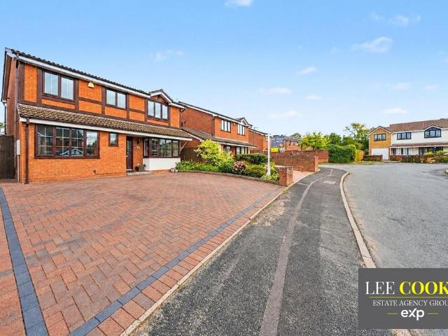 House for sale in Heath Hayes, Cannock Chase