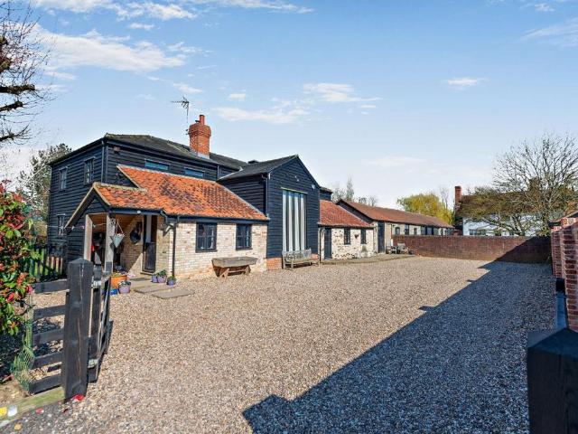 House for sale in Abbess, Beauchamp and Berners Roding, Epping