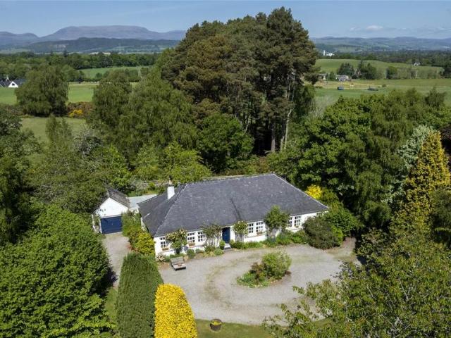 House for sale in Muir Of Ord, Scotland