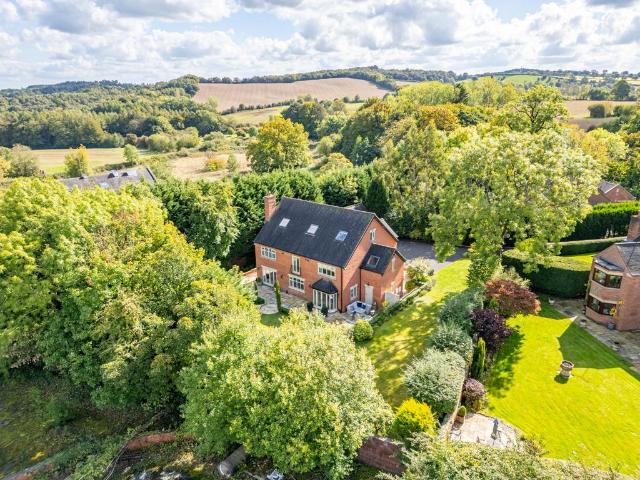 House for sale in Cheadle, Kingsley Moor