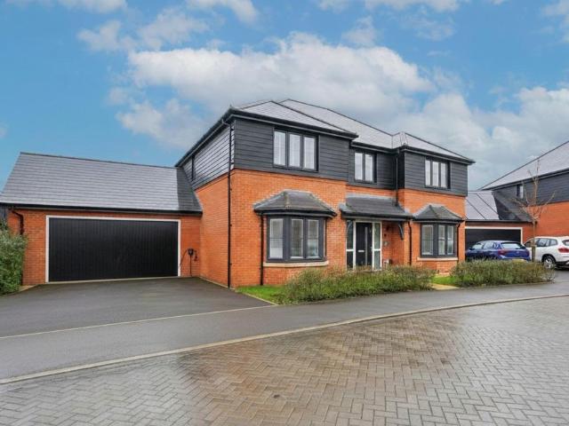House for sale in Kingsgrove, Dromore