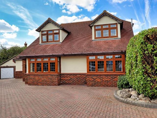 House for sale in Canvey Island