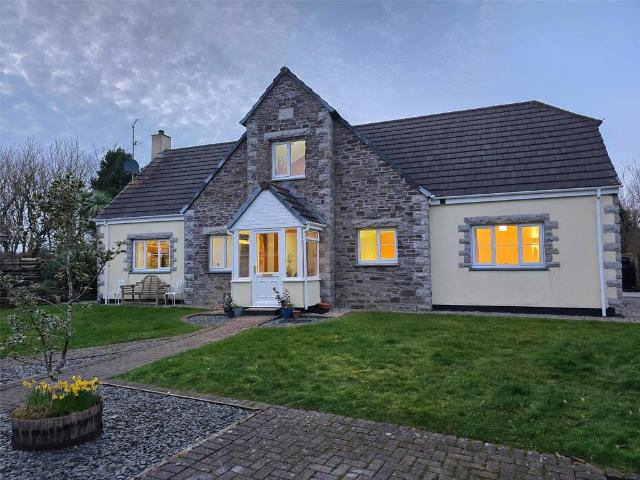 House for sale in Valley Truckle, Cornwall