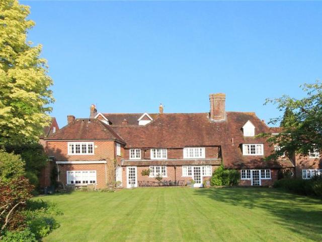 House for sale in Splaynes Green, Wealden