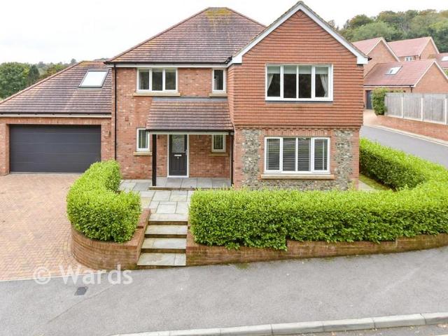House for sale in Kearsney, Ash