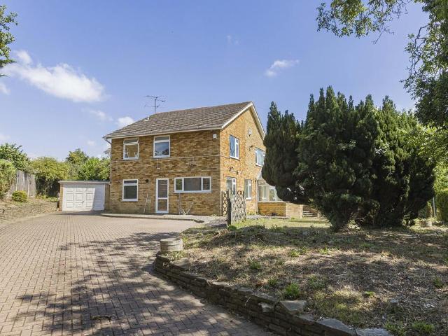 House for sale in Whitehill, King's Walden