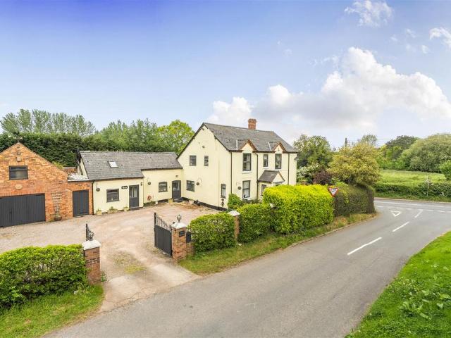 House for sale in Crossway Green, Crookhill