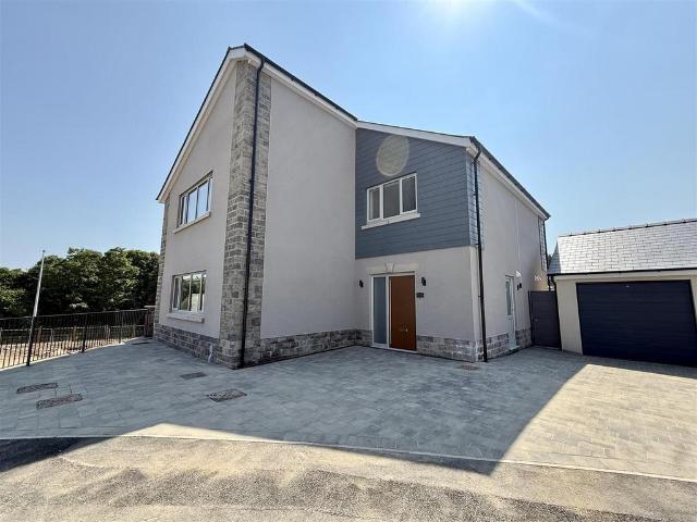 House for sale in Carmarthen, Wales