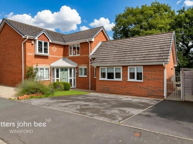 House for sale in The Fairways, Winsford