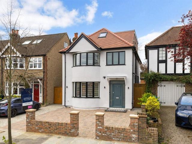 House for sale in St Margarets, Greater London