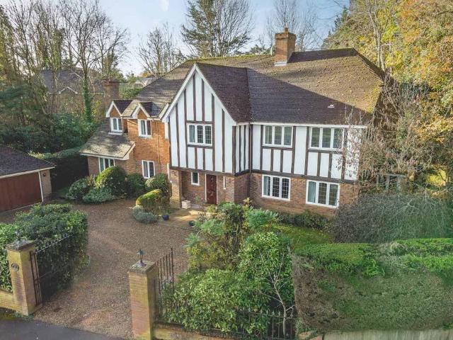 House for sale in Gerrards Cross, Denham