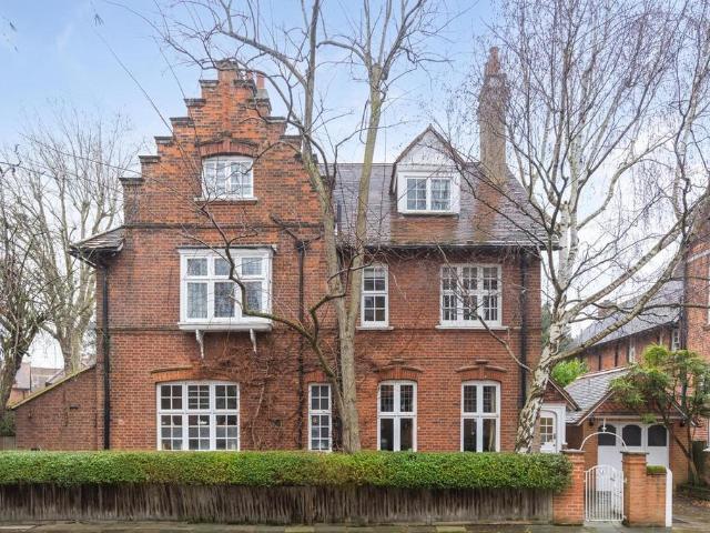House for sale in London Borough of Ealing, Greater London