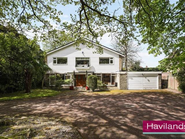 House for sale in London Borough of Enfield, Greater London