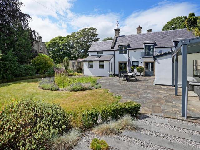 House for sale in Ranmoor, South Yorkshire