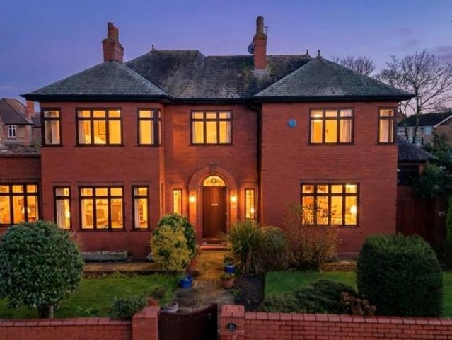 House for sale in Grappenhall, Warrington