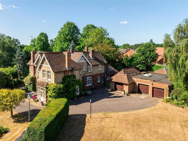 House for sale in Bedford