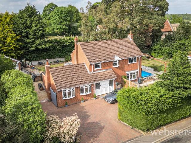 House for sale in Crostwick, Norfolk