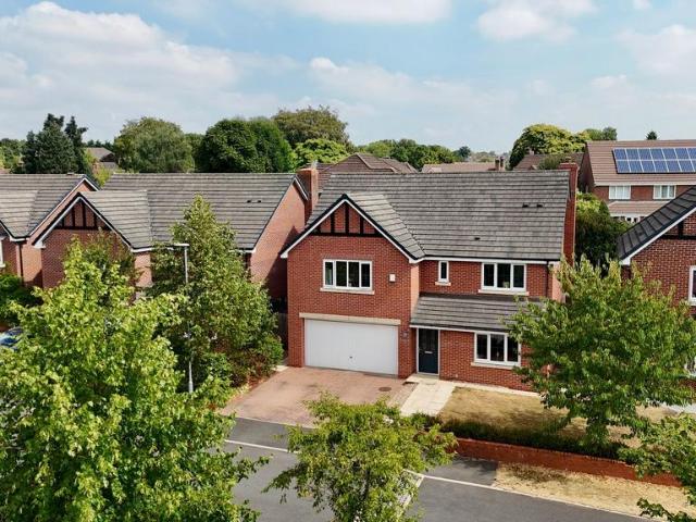 House for sale in Stone, Baswich