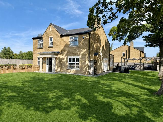 House for sale in Thorp Arch, West Yorkshire