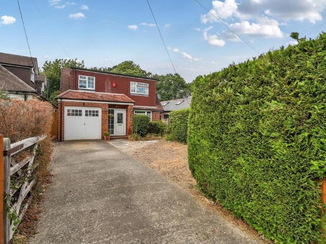 House for sale in North Bourne, Heol-las