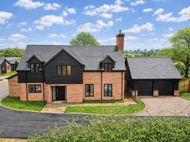 House for sale in Gawcott, Buckinghamshire