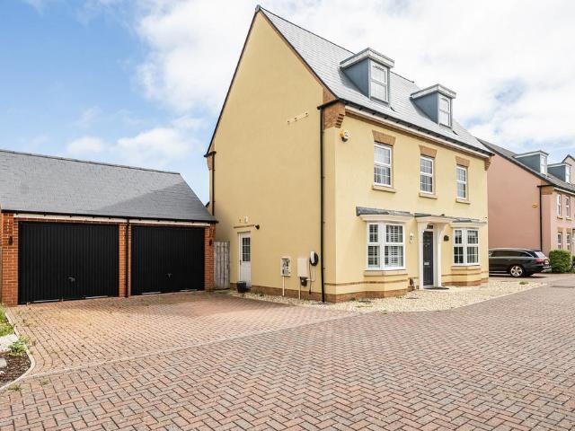 House for sale in Lower Morton