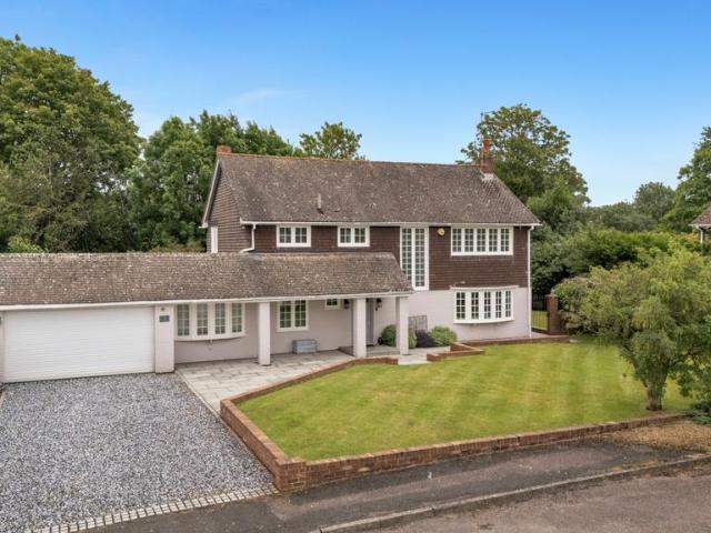 House for sale in Cublington, Buckinghamshire